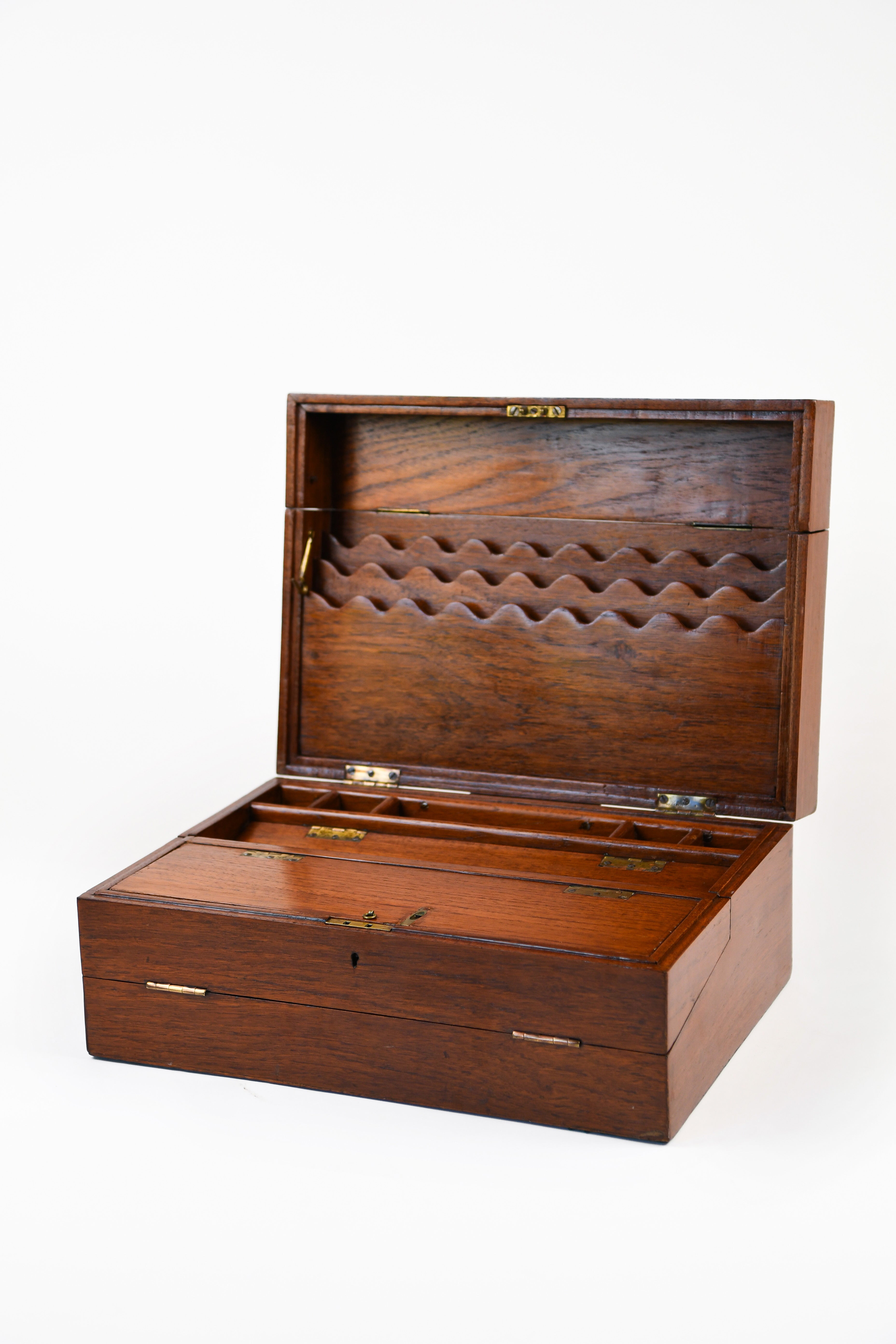 VINTAGE - Wood Accounting Box